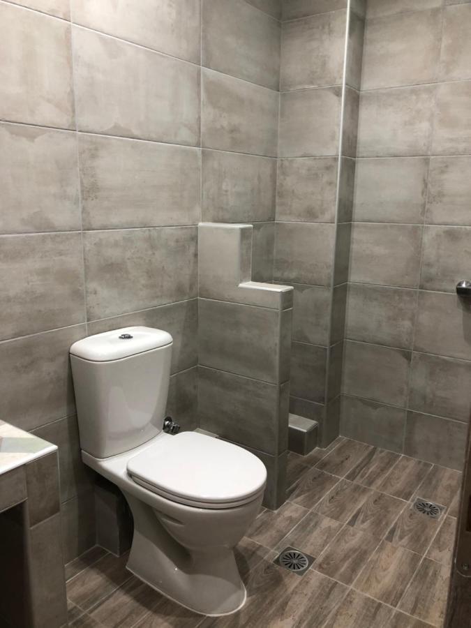 Thealos Inn Vrasná Exteriér fotografie