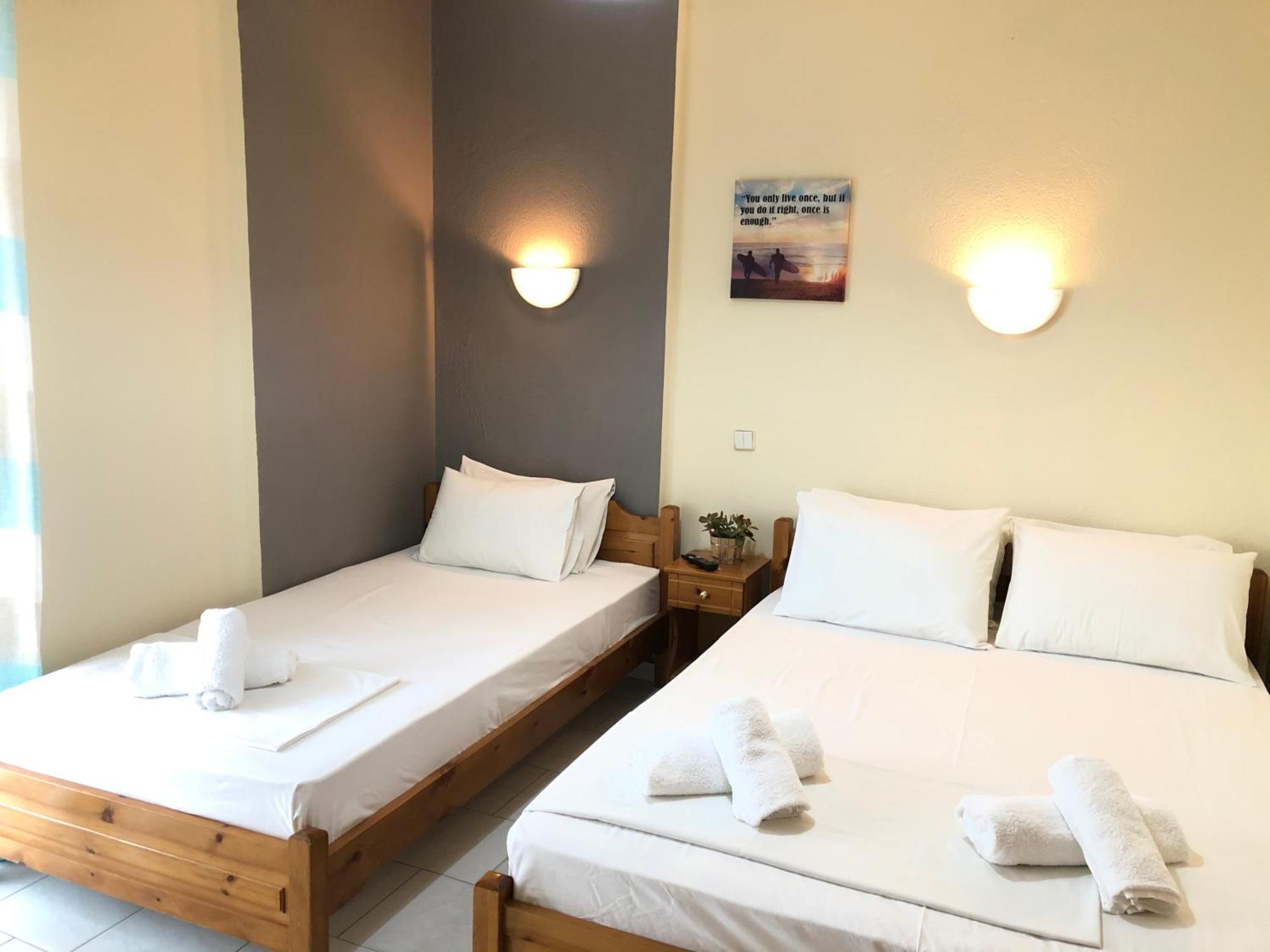Thealos Inn Vrasná Exteriér fotografie